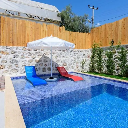 Villa Zeytin Dali - Kalkan'da Jakuzili Balayi Villasi Fethiye