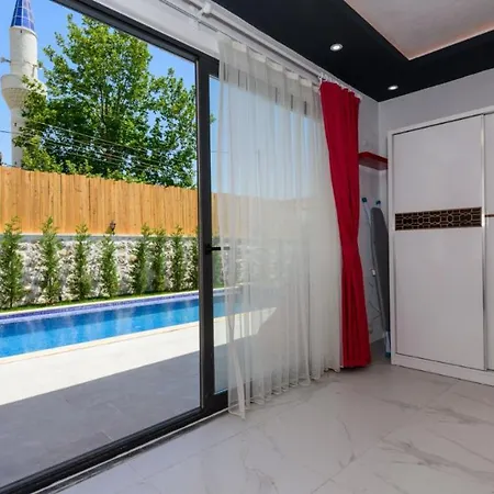 فيلة Zeytin Dali - Kalkan'da Jakuzili Balayi Villasi فتحية
